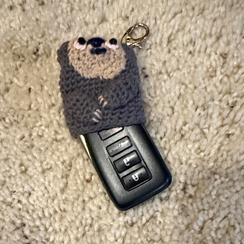 Handmade Crochet Sloth Keyholder Keychain - Picture 2 of 2